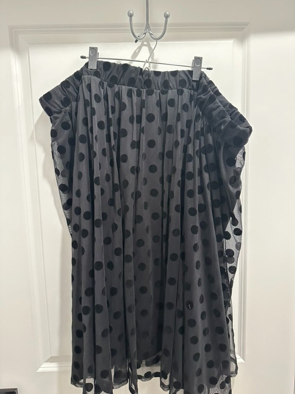 TORRID Black Mesh Polka Dot Midi Skirt size 6